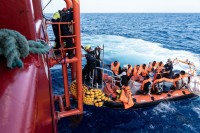 Migración: Meloni, por monitoreo flujo de datos alarmantes