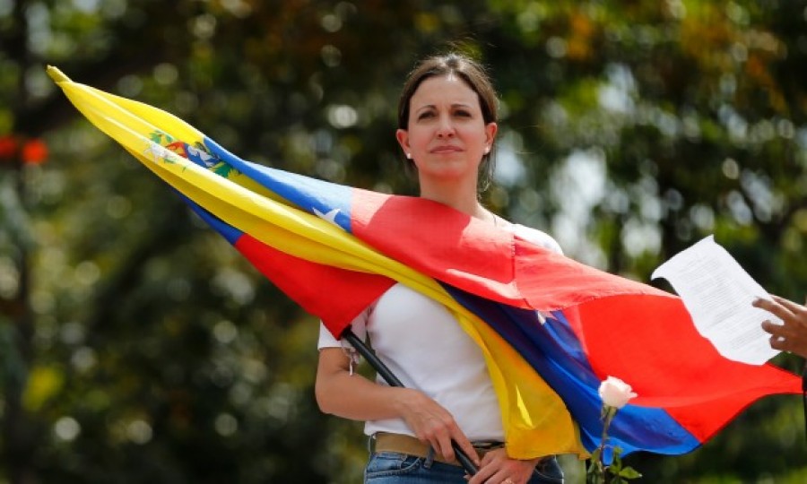 Venezuela ancora proteste. Papa: solidarietà a card. Urosa
